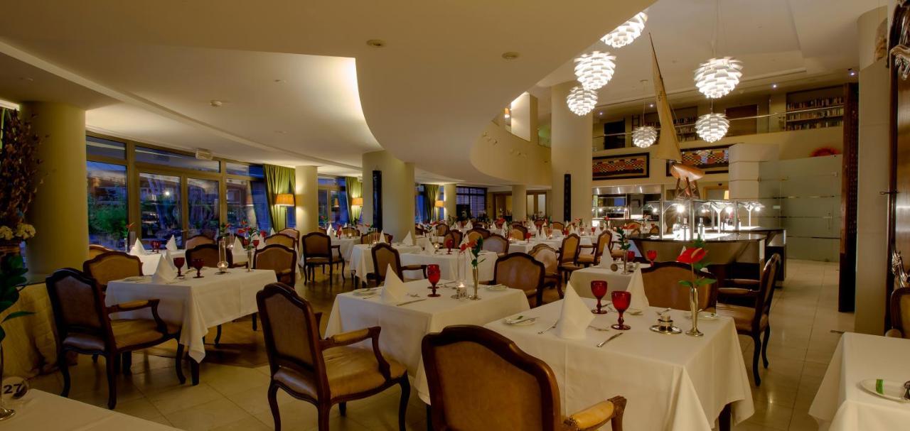 Royal Savoy - Ocean Resort - Savoy Signature Funchal  Exterior photo